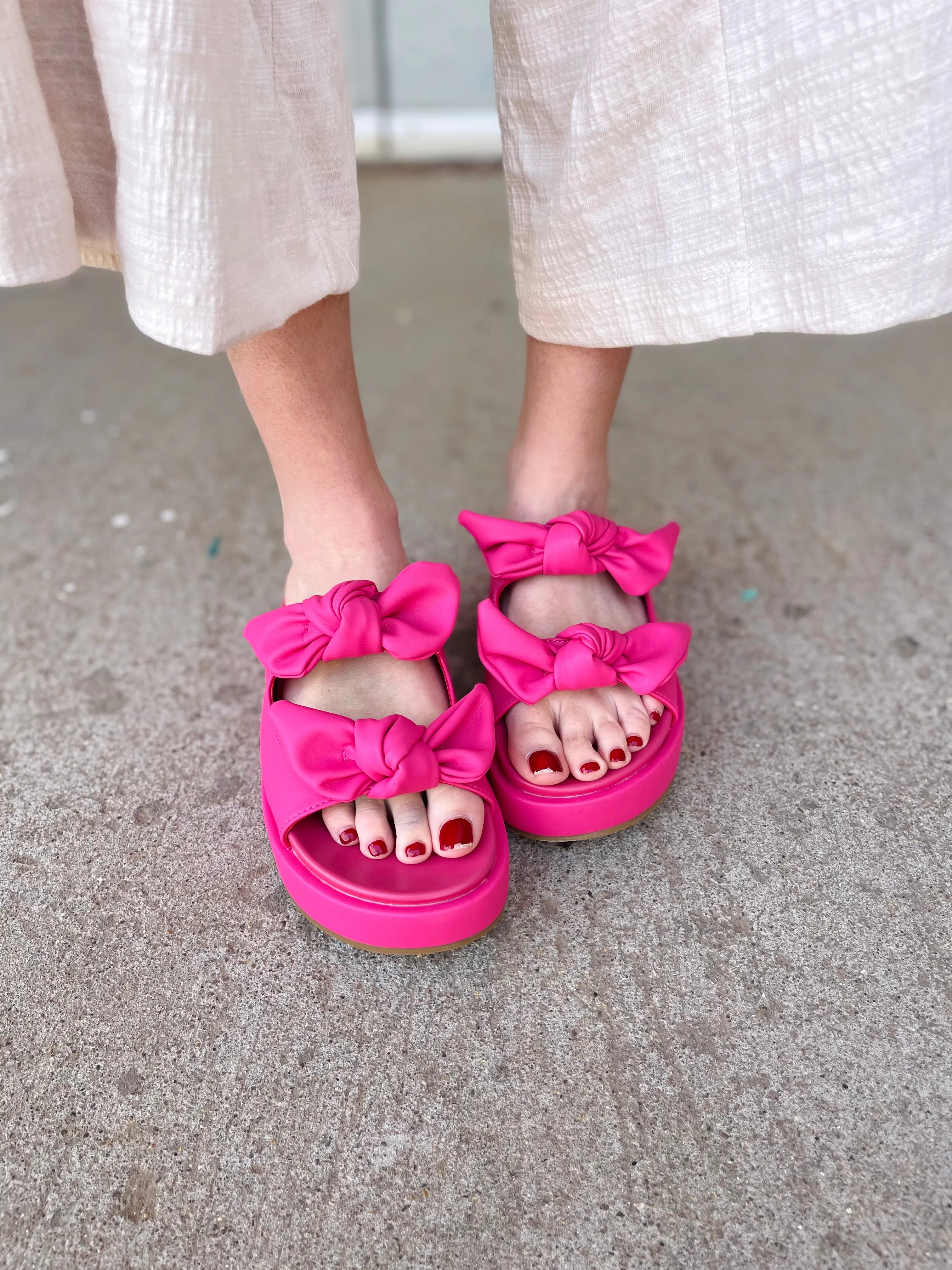 Kiki Sandals | Magenta