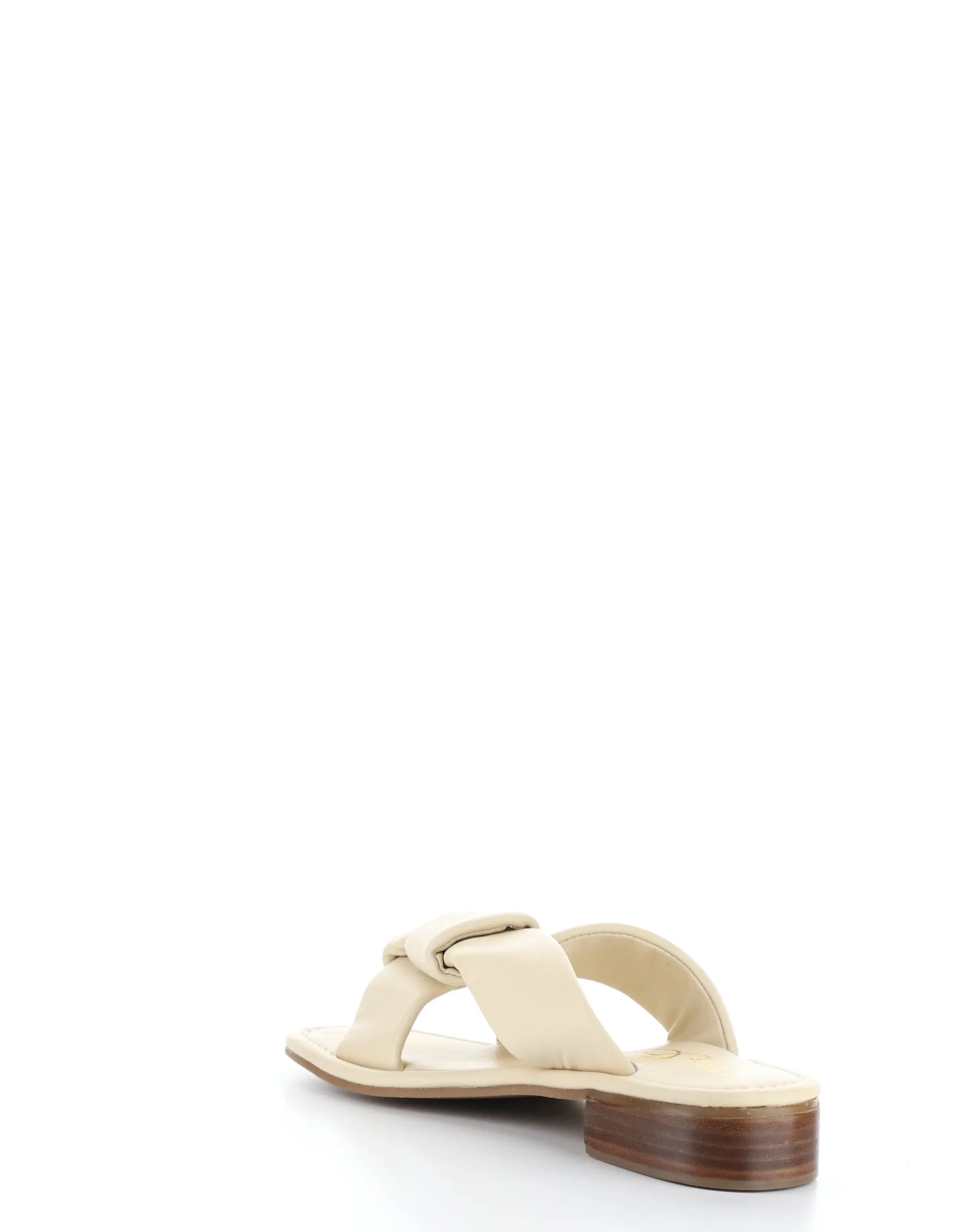 KNICK CREAM Round Toe Sandals