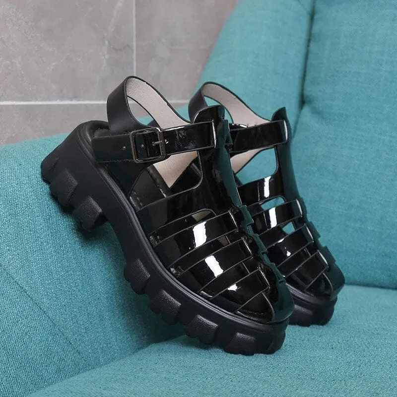 Round Toe Platform Sandals